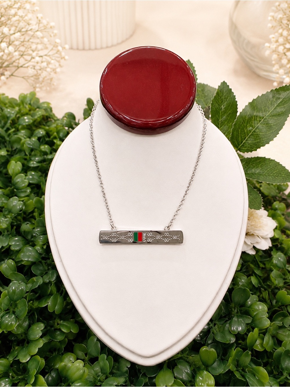 Silver Bar Necklace with Green and Red Accent steel 316L
